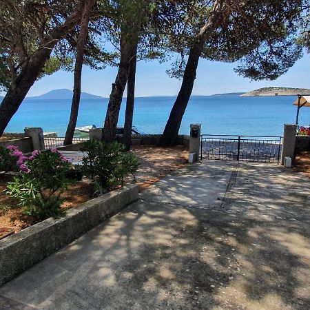 Sidus Maris, Spacious Seaside Apartment With Free Parking Martinscica (Cres) Exterior foto