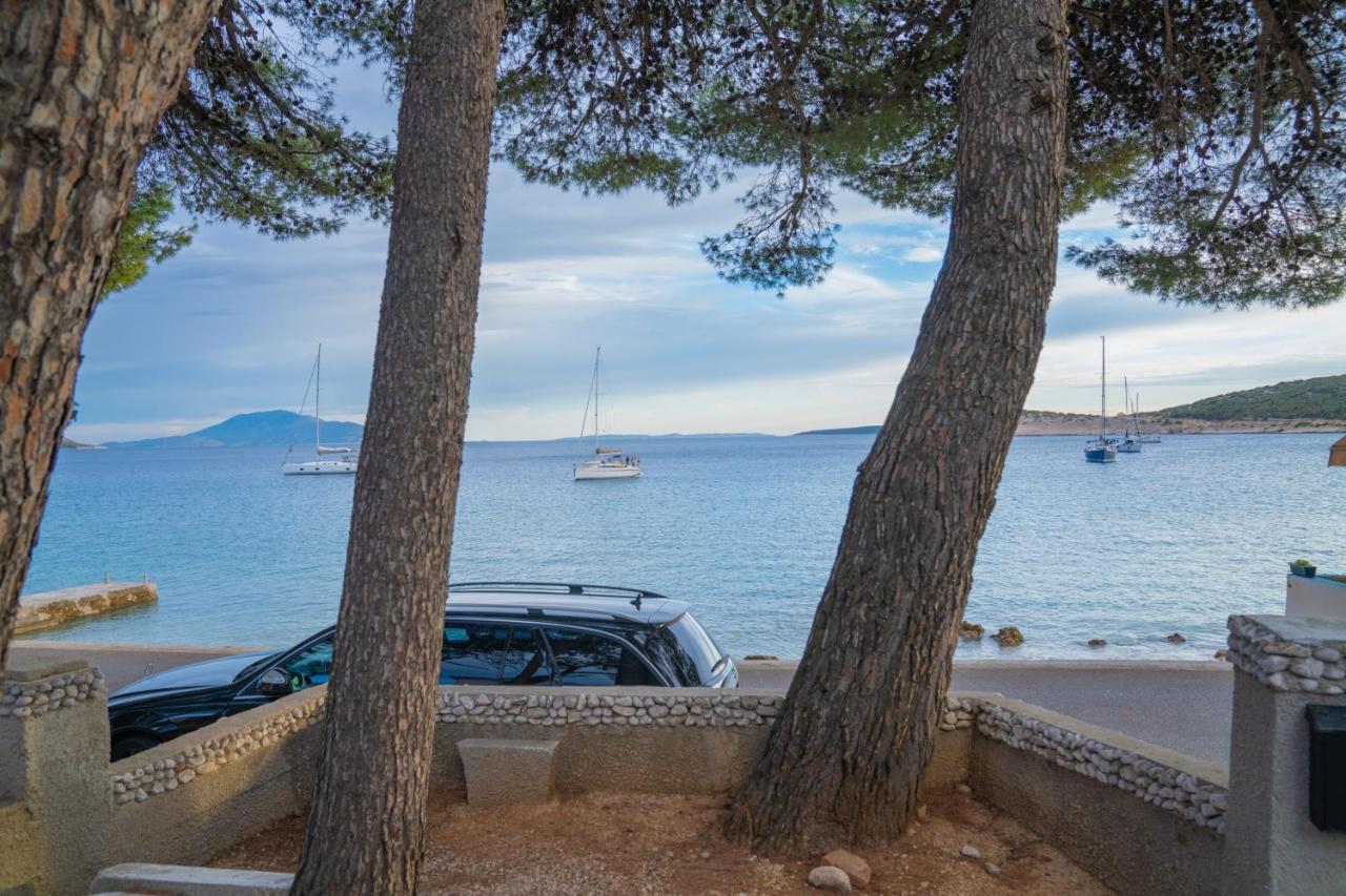 Sidus Maris, Spacious Seaside Apartment With Free Parking Martinscica (Cres) Exterior foto