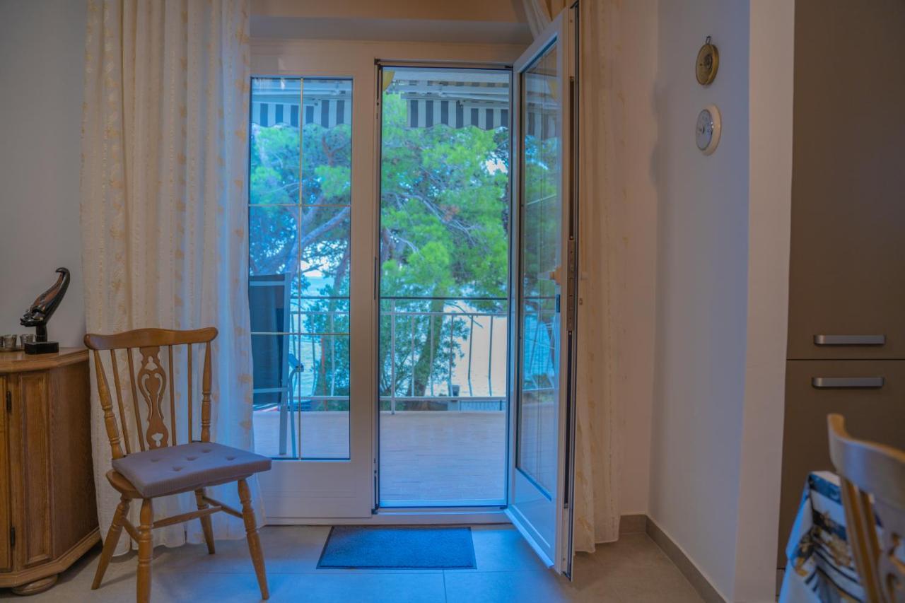 Sidus Maris, Spacious Seaside Apartment With Free Parking Martinscica (Cres) Exterior foto