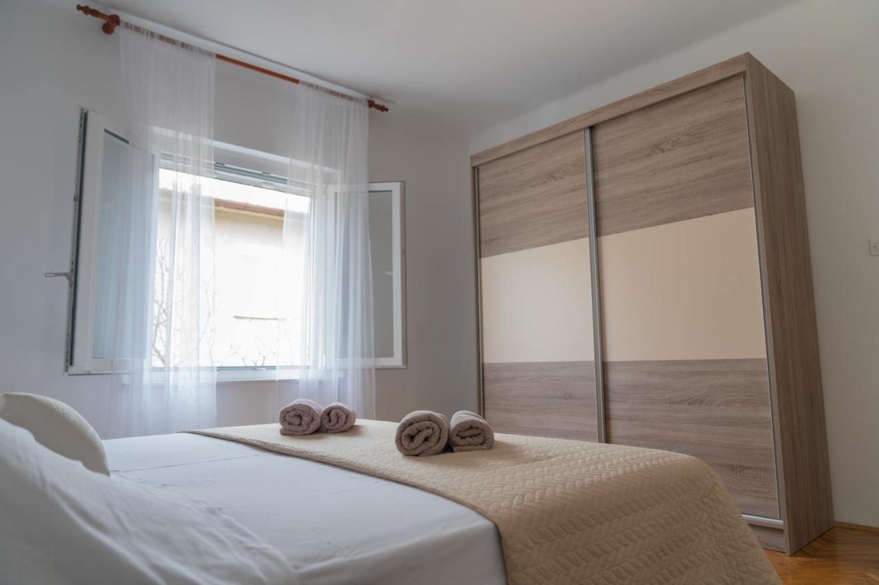 Sidus Maris, Spacious Seaside Apartment With Free Parking Martinscica (Cres) Exterior foto