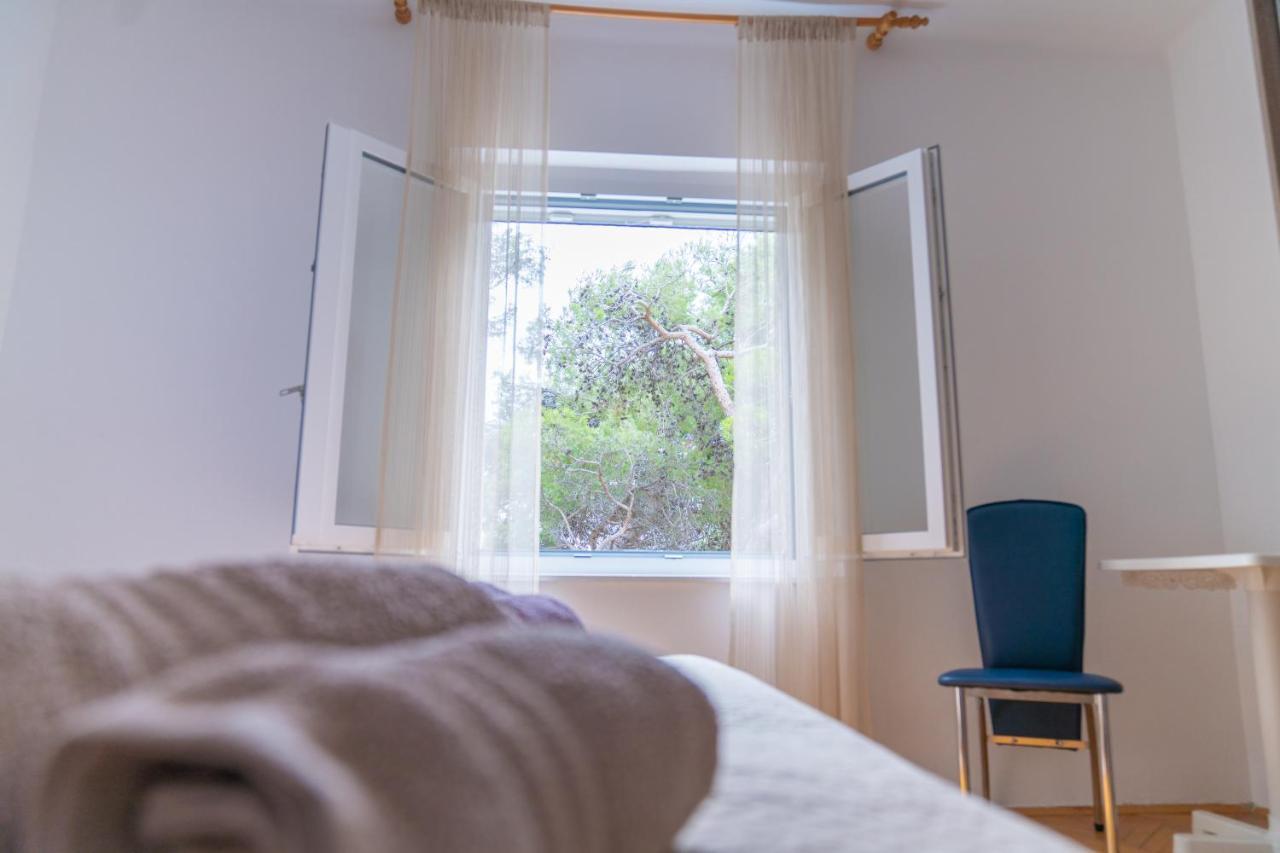 Sidus Maris, Spacious Seaside Apartment With Free Parking Martinscica (Cres) Exterior foto