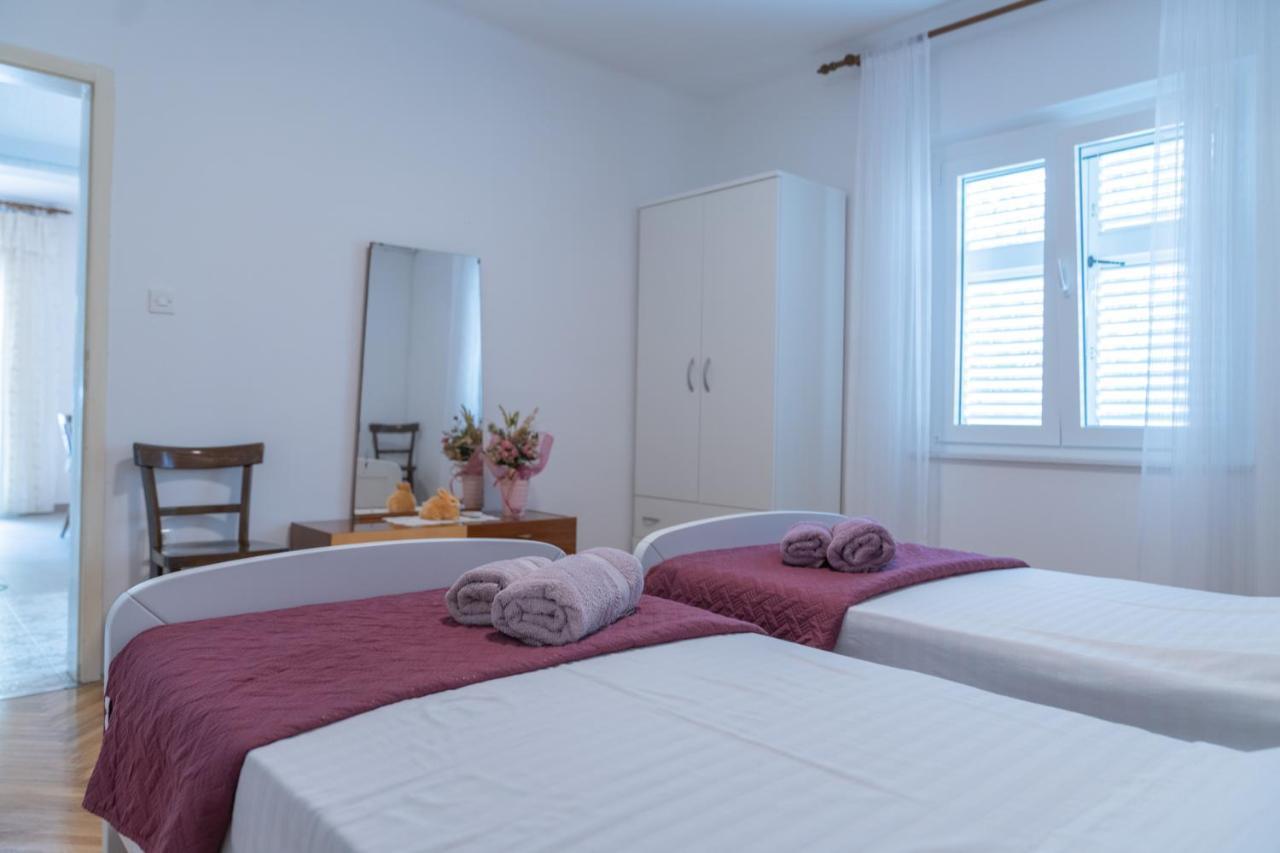 Sidus Maris, Spacious Seaside Apartment With Free Parking Martinscica (Cres) Exterior foto